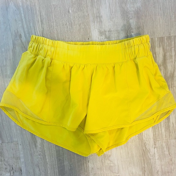 🍋LULULEMON HOTTY HOT SHORTS BUNDLE🍋 - Picture 8 of 9